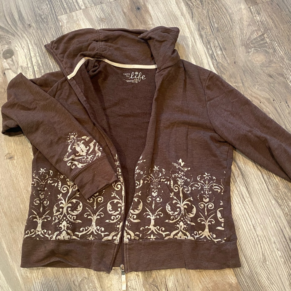 Made for Life zip up sweatshirt. Brown size xl